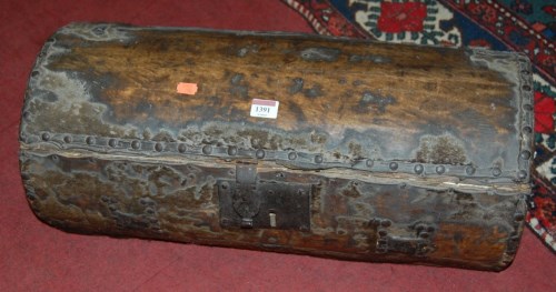 Lot 1391 - An Eastern hide covered and studded...
