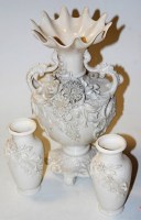 Lot 142 - An unmarked first period Belleek vase having...