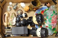 Lot 70 - A box of miscellaneous items, to include;...