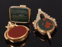 Lot 2152 - An 18ct gold, bloodstone and agate set swivel...