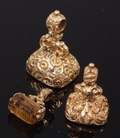 Lot 2153 - A Victorian gilt metal and hardstone set fob...