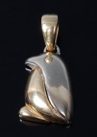 Lot 2048 - A Bulgari 18ct gold pendant, modelled as a...