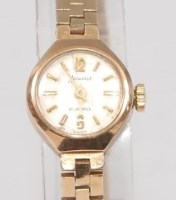 Lot 2327 - An Accurist ladies 9ct gold cased wristwatch,...