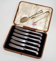 Lot 187 - A cased set of six George V tea knives, each...