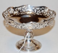 Lot 200 - A George V pierced silver pedestal bon bon...