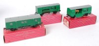 Lot 194 - Three H-Dublo wagons, two 4316 horse box BR(S)...
