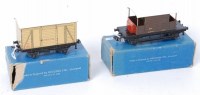 Lot 130 - Two H-Dublo D1 Southern Wagons, meat (E)(BF)...
