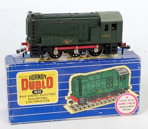 Lot 430 - Hornby Dublo 3-rail 3231 diesel shunter D3763...