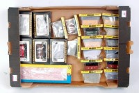Lot 700 - 23 Graham Farish goods wagons in original...