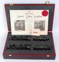 Lot 787 - Bachmann 31-275Y "The Mancunian" Gift Set,...