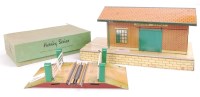 Lot 378 - Hornby 1933-8 No. E1 level crossing with...