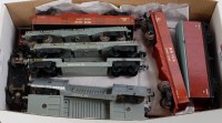 Lot 841 - 18 H-Dublo tinplate wagons, 2x horseboxes, 2x...