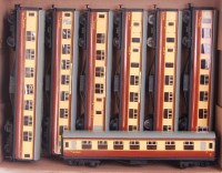 Lot 847 - 8 H-Dublo D21 BR(W) corridor coaches brown and...