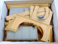 Lot 865 - H-Dublo plastic buildings, 5085 suburban...