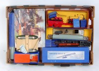 Lot 872 - Assorted H-Dublo items, 4620 breakdown crane,...