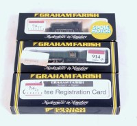 Lot 914 - A Graham Farish N gauge BR green Class A4...