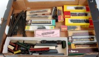Lot 1062 - Large collection of mixed N Gauge railways,...