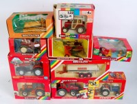 Lot 1236 - 10 various boxed Britains 1/32nd scale...