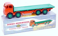 Lot 1902 - Dinky Toys, 902 Foden flat truck, 2nd cab,...