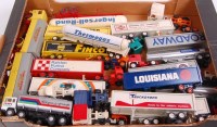 Lot 2668 - 18 various Winross and other diecast road...