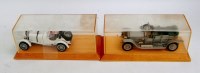 Lot 2689 - 4 various loose 1/24 scale diecast vehicles by...