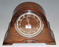 Lot 1 - A 1930s oak mantel clock with 8-day movement