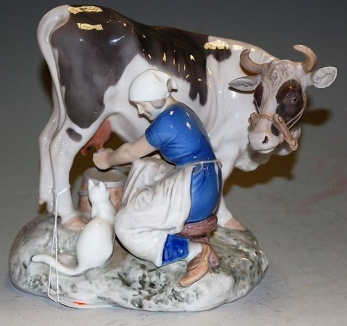 Lot 195 - A Bing & Grondahl glazed ceramic figure group...