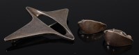 Lot 2250 - A Georg Jensen silver brooch, model No.339,...