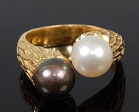 Lot 2256 - A contemporary 18ct gold, grey and white pearl...