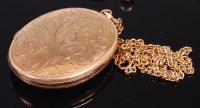 Lot 2339 - A Victorian style 9ct gold and engraved...