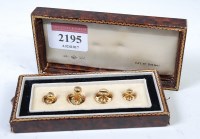 Lot 2195 - A cased set of 18ct gold collar studs, 4.1g,...