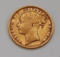 Lot 119 - Great Britain, 1871 gold full sovereign,...
