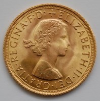 Lot 135 - Great Britain, cased 1963 gold full sovereign,...