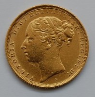 Lot 139 - Great Britain, 1883 gold full sovereign,...