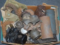 Lot 559 - A WW II British Special Services respirator,...