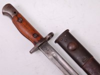 Lot 379 - A British 1907 pattern bayonet, the 43cm...