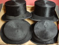 Lot 194 - An early 20th century brushed velvet top hat...