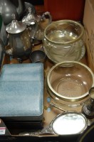 Lot 299 - Cased flatware, plated tea and coffee wares etc