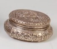 Lot 3219 - A 19th century Dutch silver table snuff-box,...