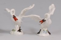 Lot 3125 - A pair of modern Meissen porcelain figures of...