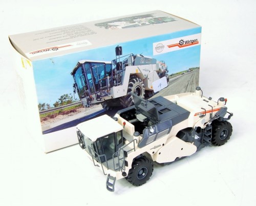 Lot 2688 - NZG No.871 1/50th scale Wirtgen WR 240...
