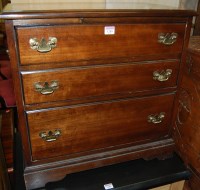Lot 1285 - A contemporary mahogany chest of two long drawers