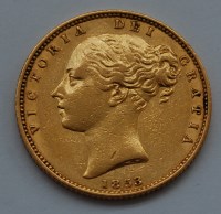 Lot 157 - Great Britain, 1853 gold full sovereign,...