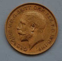 Lot 147 - Great Britain, 1912 gold half sovereign,...