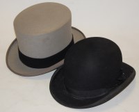 Lot 27 - An Edwardian brushed velvet bowler hat;...
