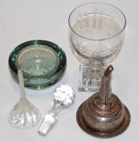 Lot 30 - A small collection of miscellaneous items to...
