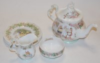 Lot 62 - A Royal Doulton Briarly Hedge gift collection...
