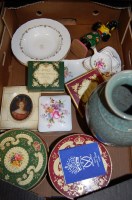 Lot 86 - A box of miscellaneous to include a boxed...
