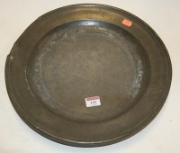 Lot 141 - A set of six early 19th century pewter plates,...