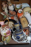 Lot 78 - A box of miscellaneous china to include;...